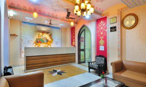 Albana Haveli 3*
