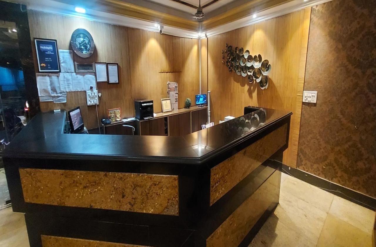 Meenakshi Palace 3*