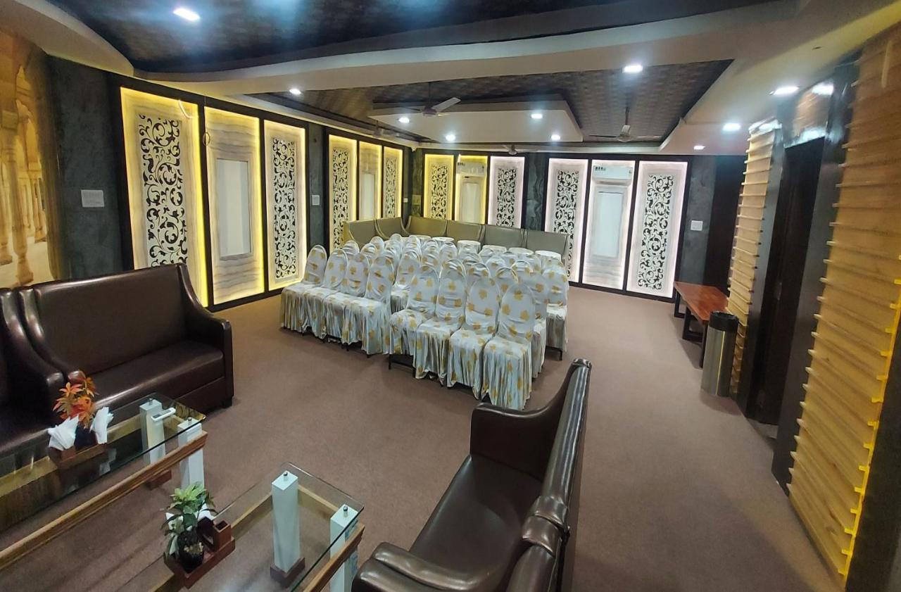Meenakshi Palace Hotel Jaipur