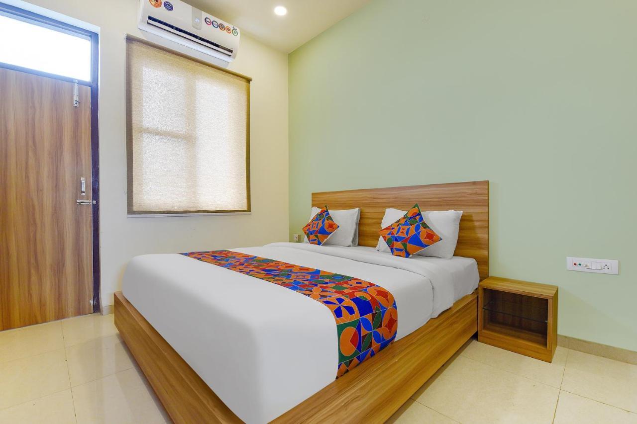 Hotel Fabhotel Prime Oxus 3*