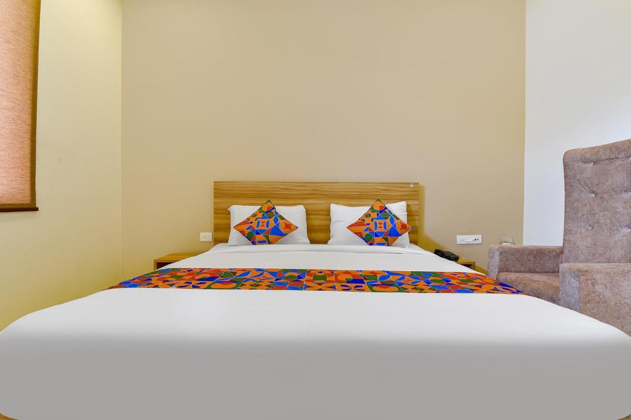 Hotel Fabhotel Prime Oxus