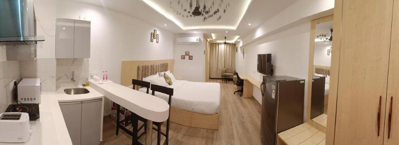 Studio By Bth Hotel