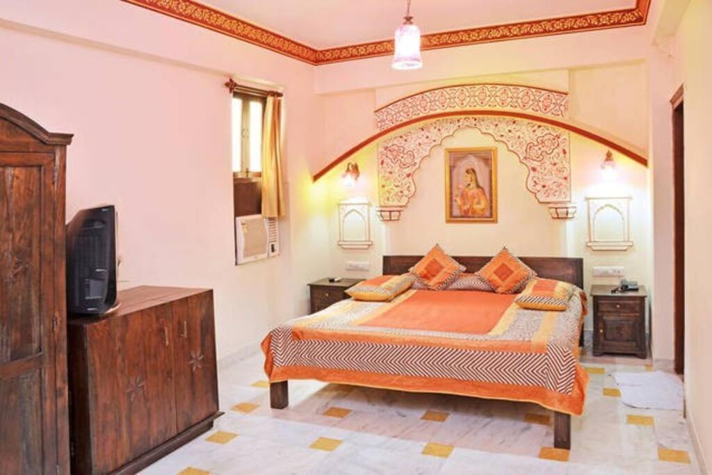 Bed & Breakfast Rani Mahal