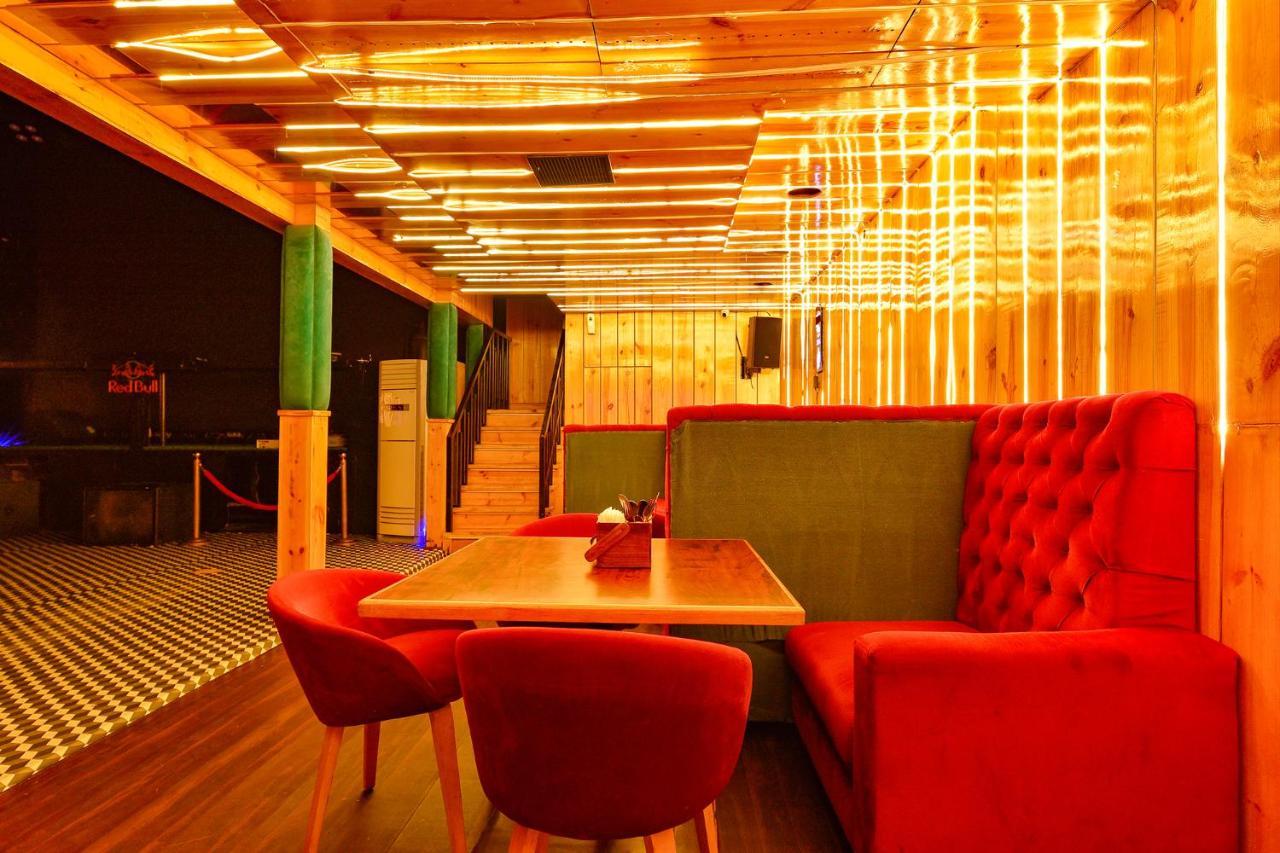 Fabhotel Queens Hub Hotel 3*