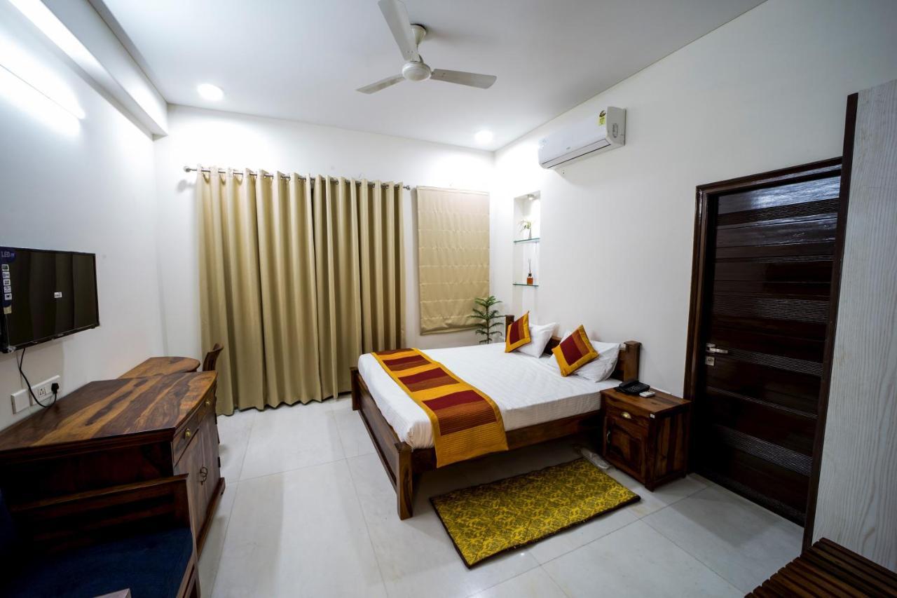 Mojo M -airport Boutique Hotel Jaipur