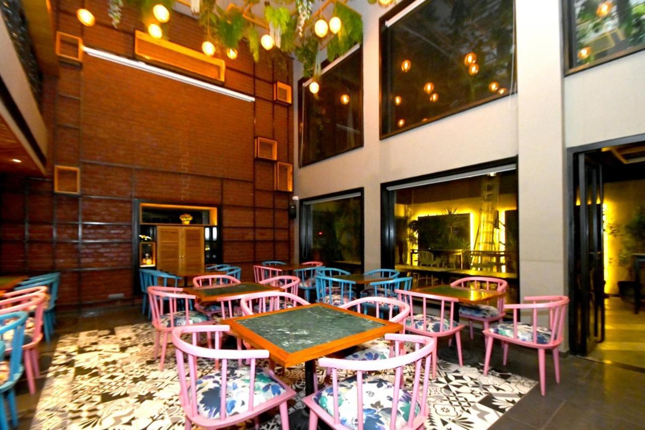 Yulia- Le Hotel Jaipur