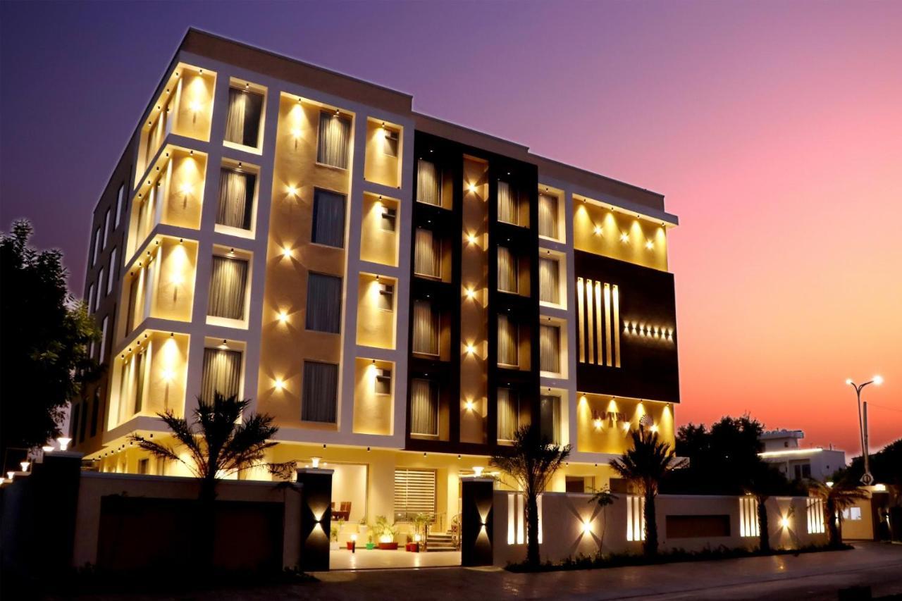 Aarna Hotel Jaipur