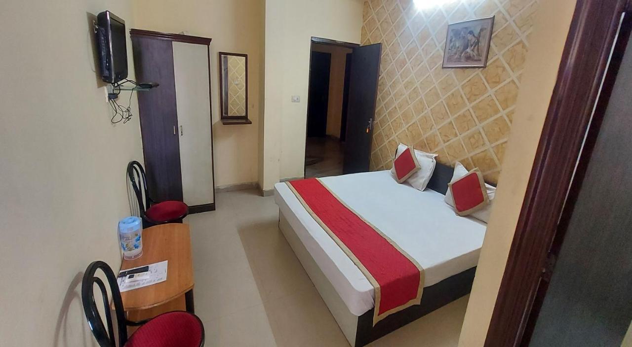 Hotel Shiv Angan
