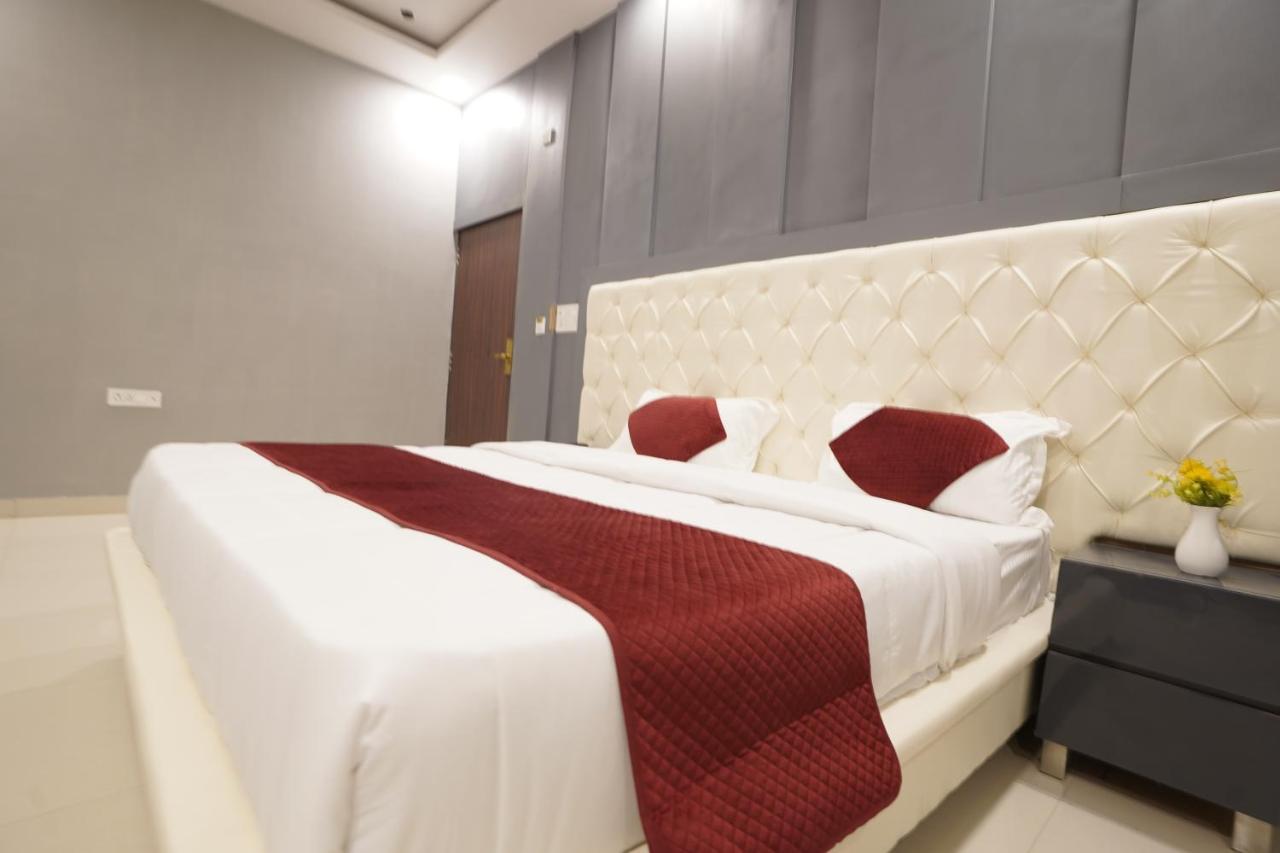 Yanela - The Connaught House Hotel Jaipur