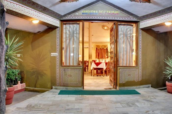 Apano Rajasthan & Jaipur