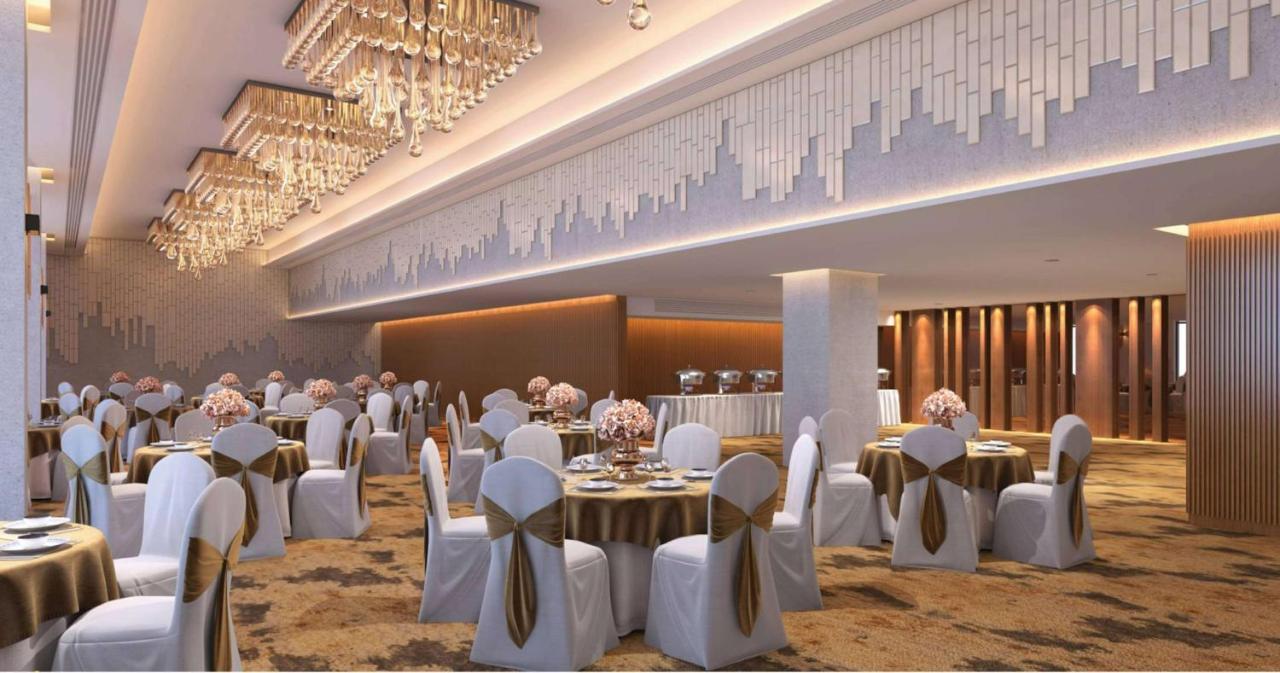 Hotel Hyatt Place Malviya Nagar 5*