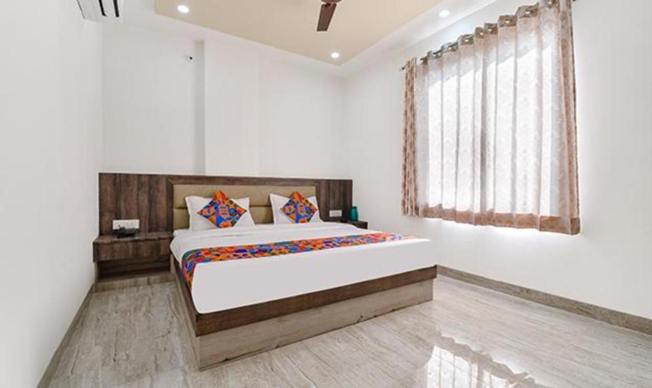 Fabhotel Lakhdatar