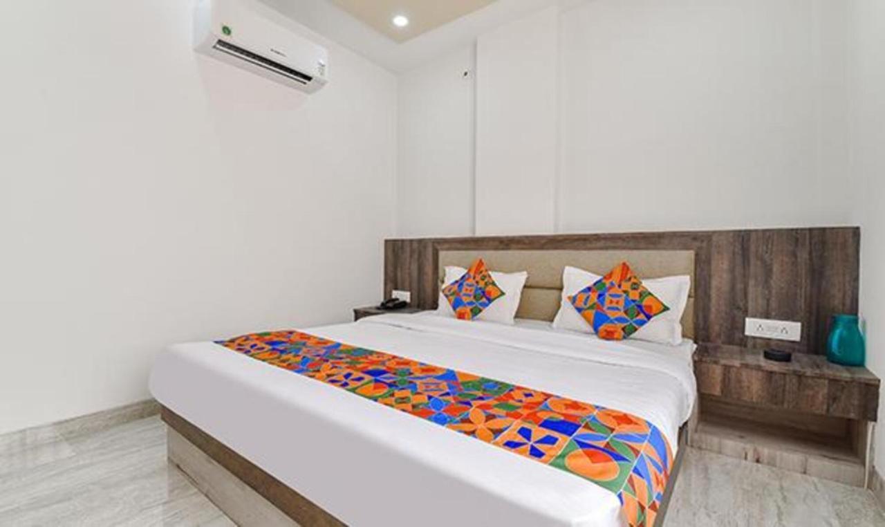 Hotel Fabhotel Lakhdatar