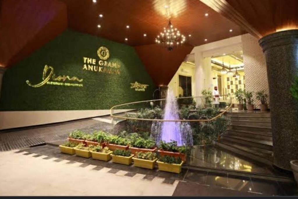 Lovely 1-bedroom With Small Kitchen And Pool * Jaipur