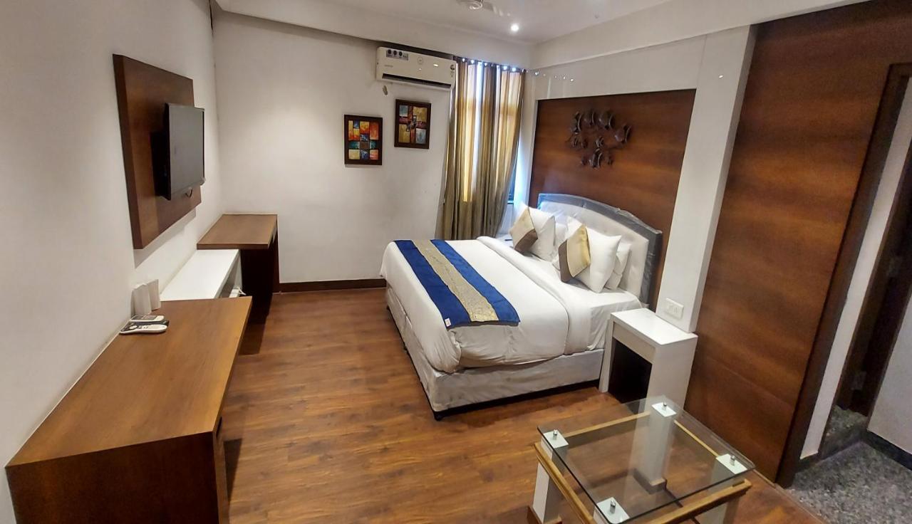 Meenakshi Palace Hotel 3*