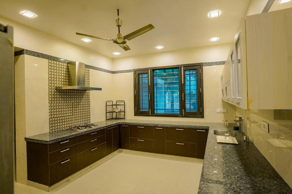 Amayra The Luxury Farm Villa *