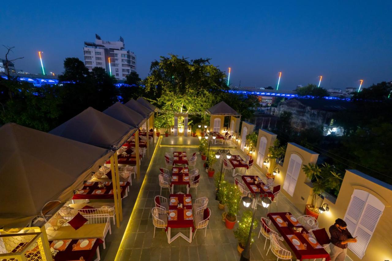 Zest-a Boutique Hotel 3*