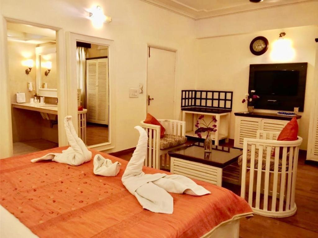 Glitz Hotel Jaipur