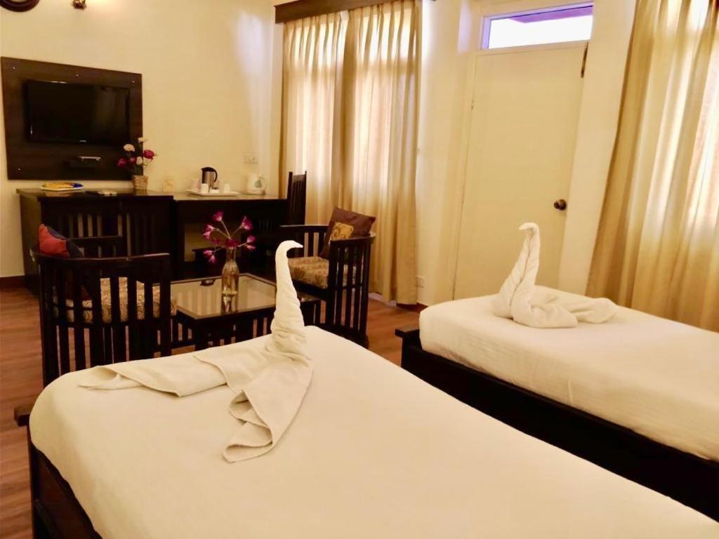Hotel Glitz 3*
