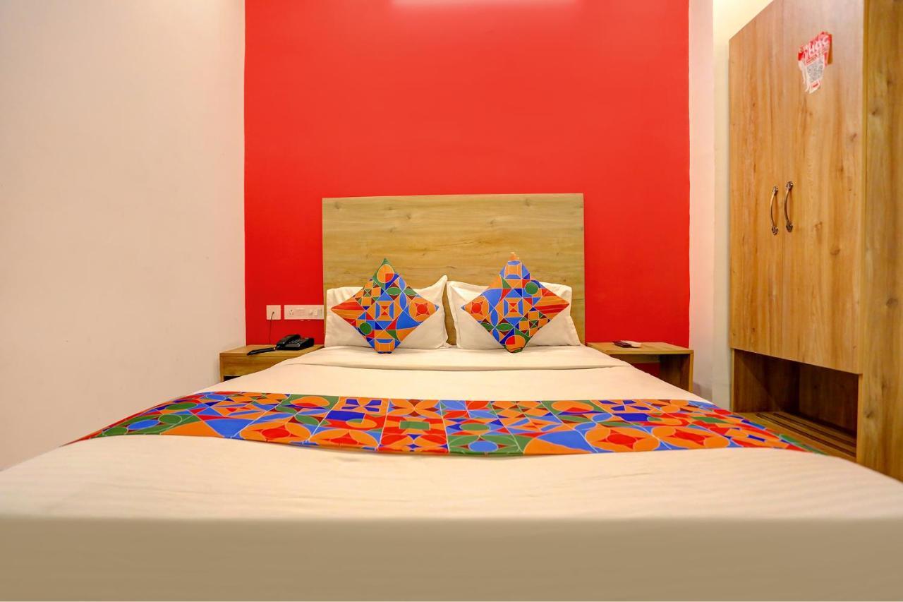 Fabhotel Grand Capitol Hotel 3*