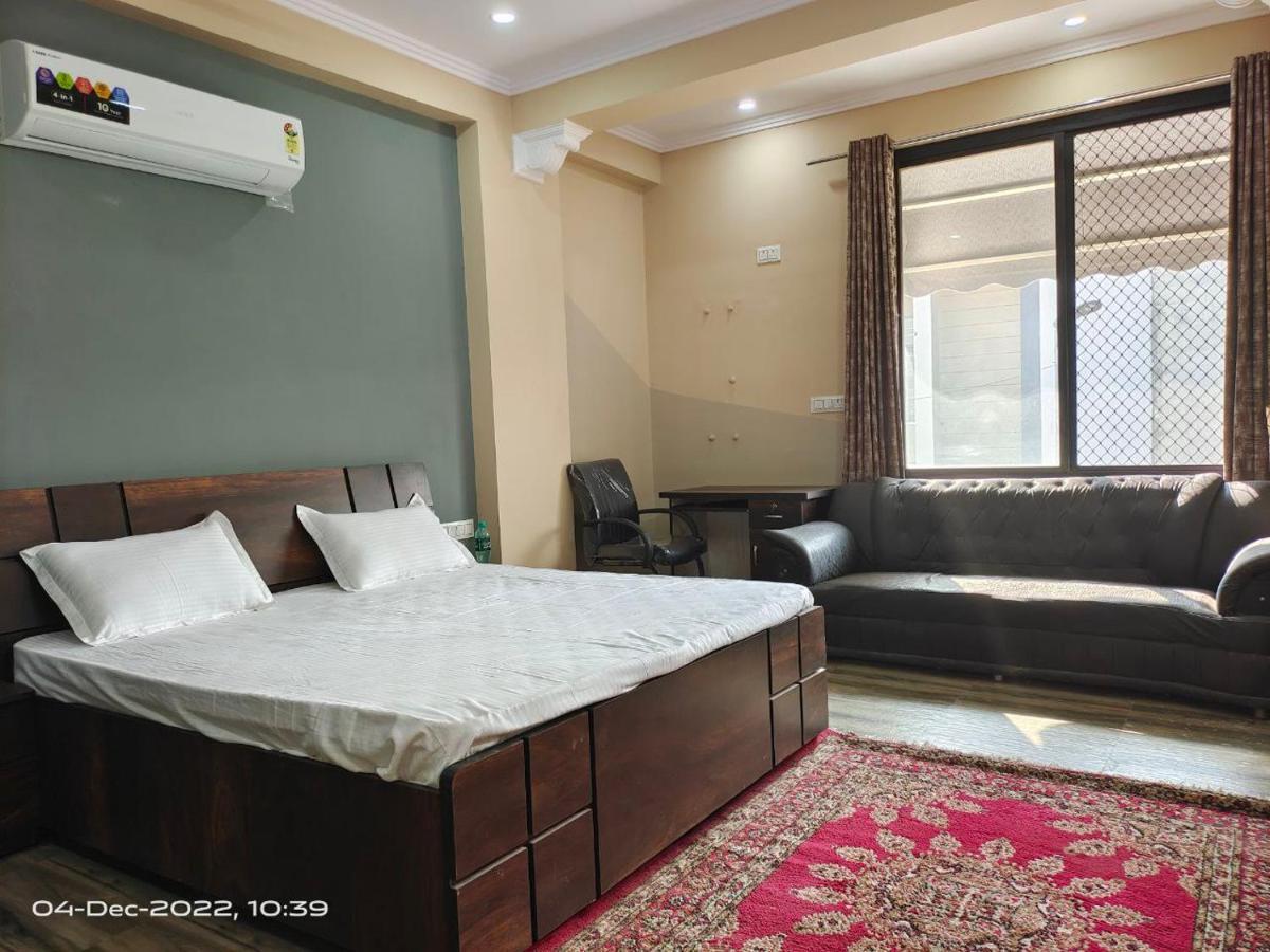 Osho Homestay *