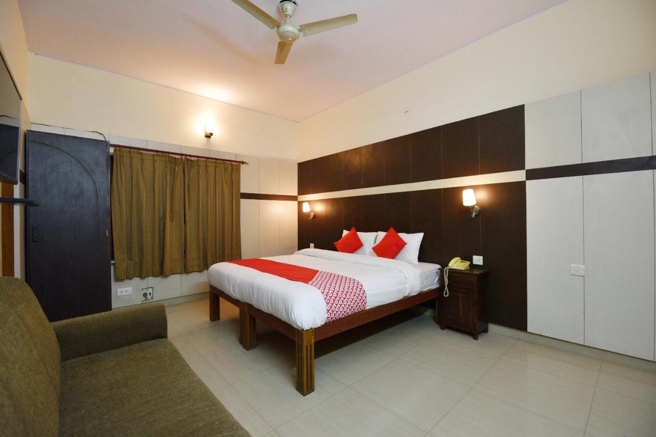 Oyo 23108 Bagga Hotel 3*