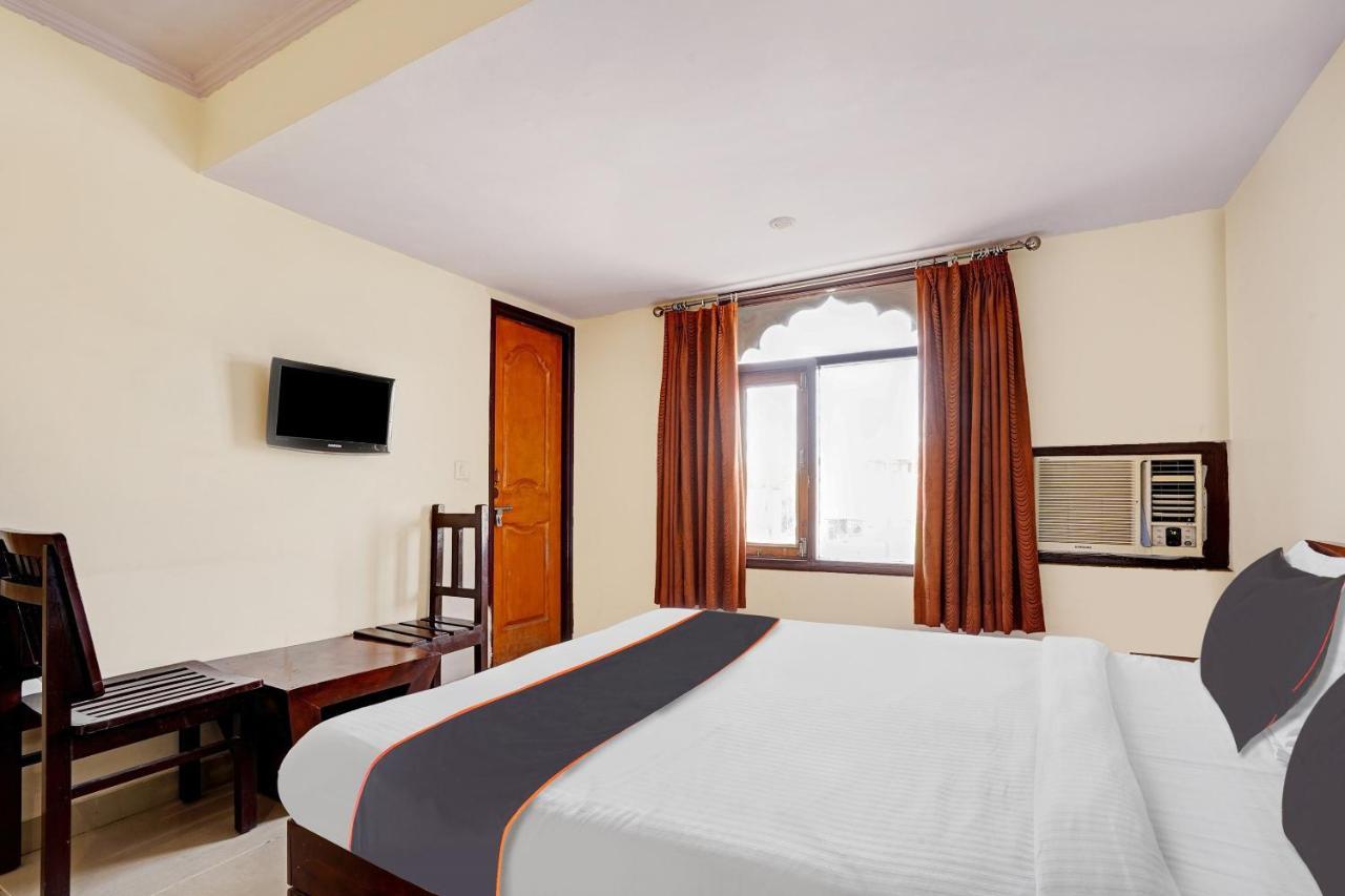 Hotel Capital O Grand
