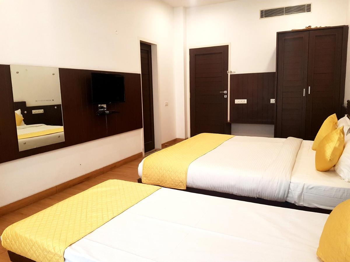 Hotel Vasudha Palace 3*