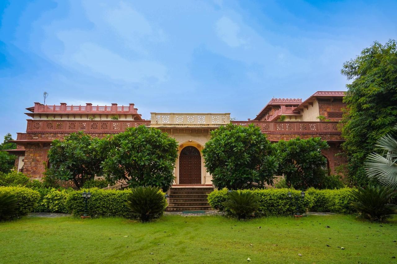 Khas Bagh 4*