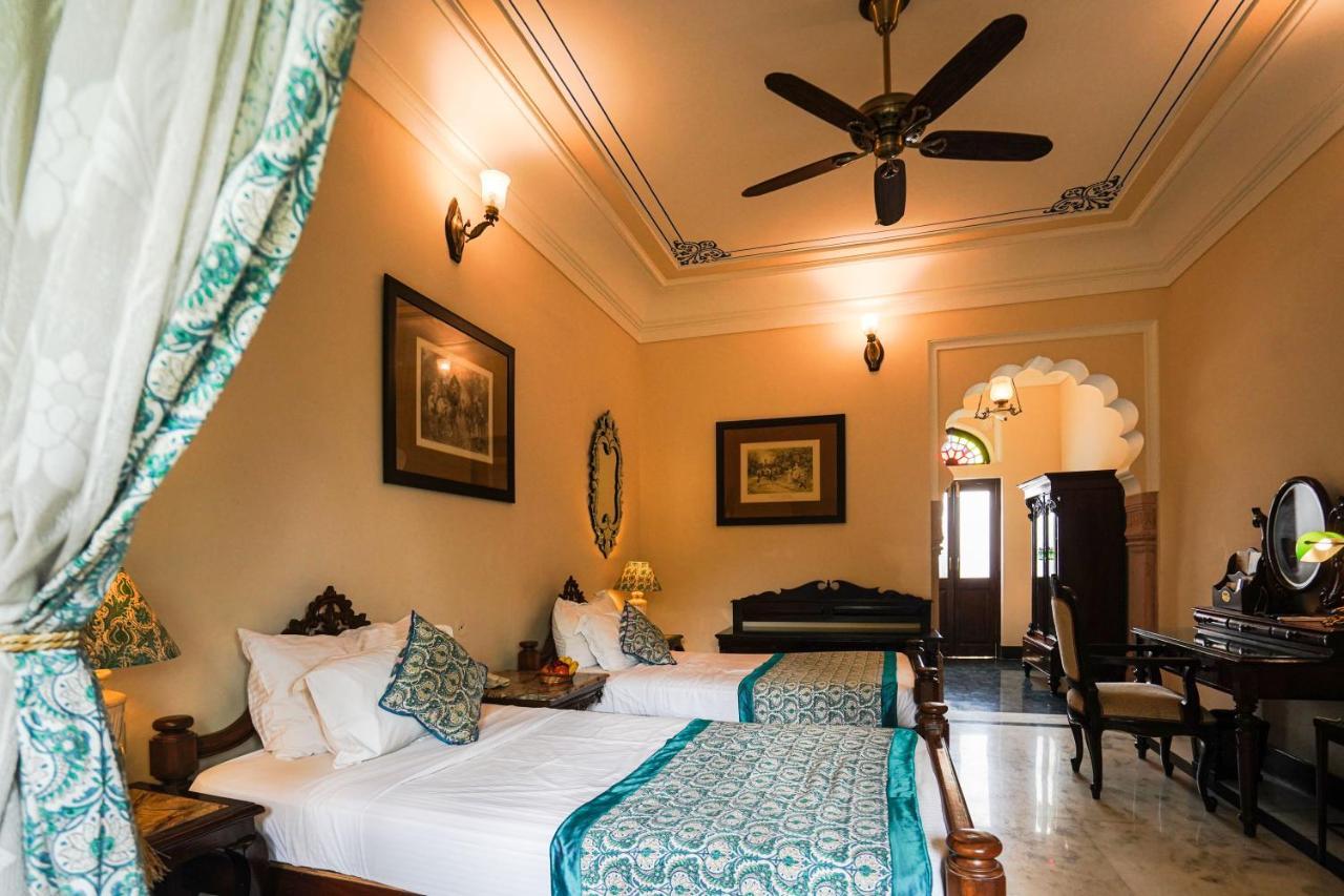 Resort Khas Bagh 4*