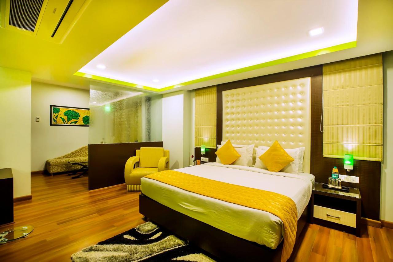 Kapish Smart-all Pure Veg Hotel Jaipur