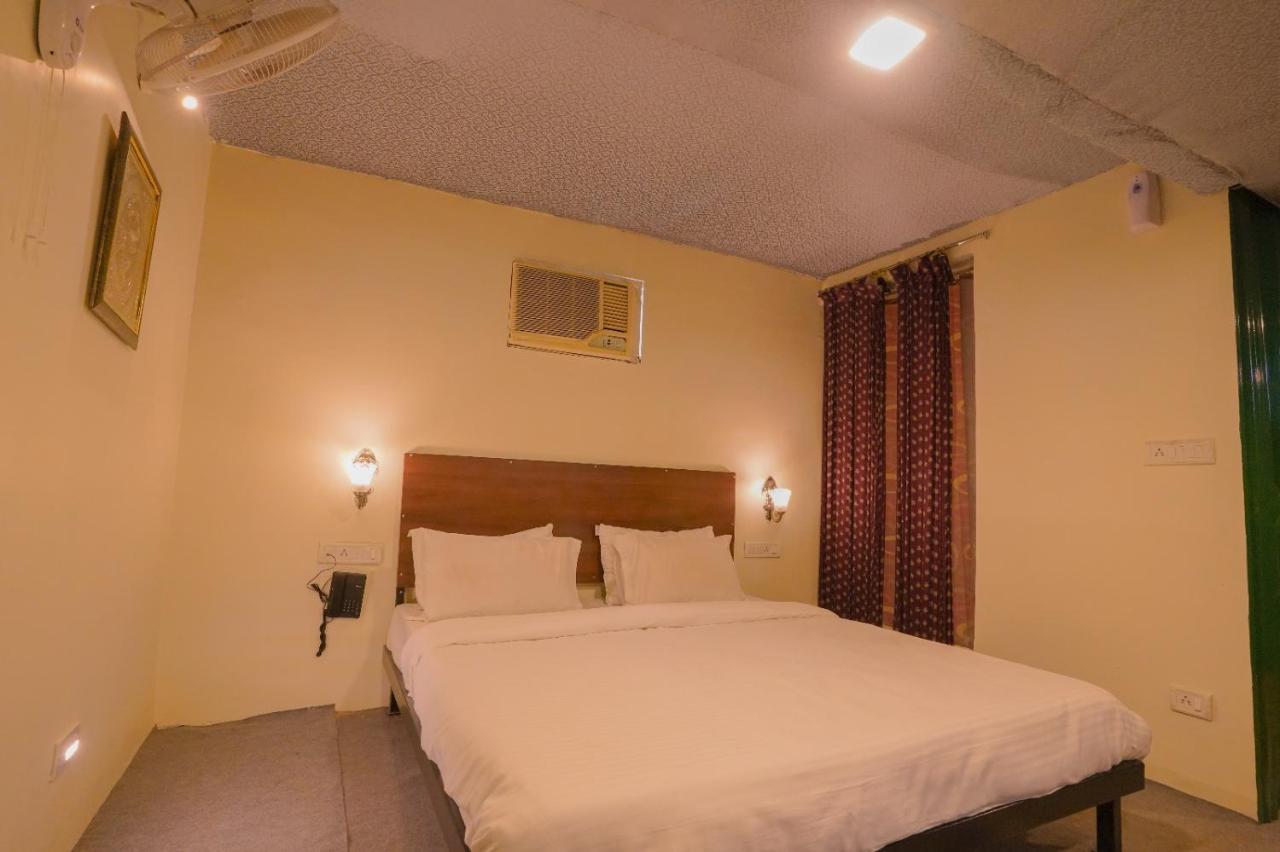 Resort Royal Ocean Jaipur