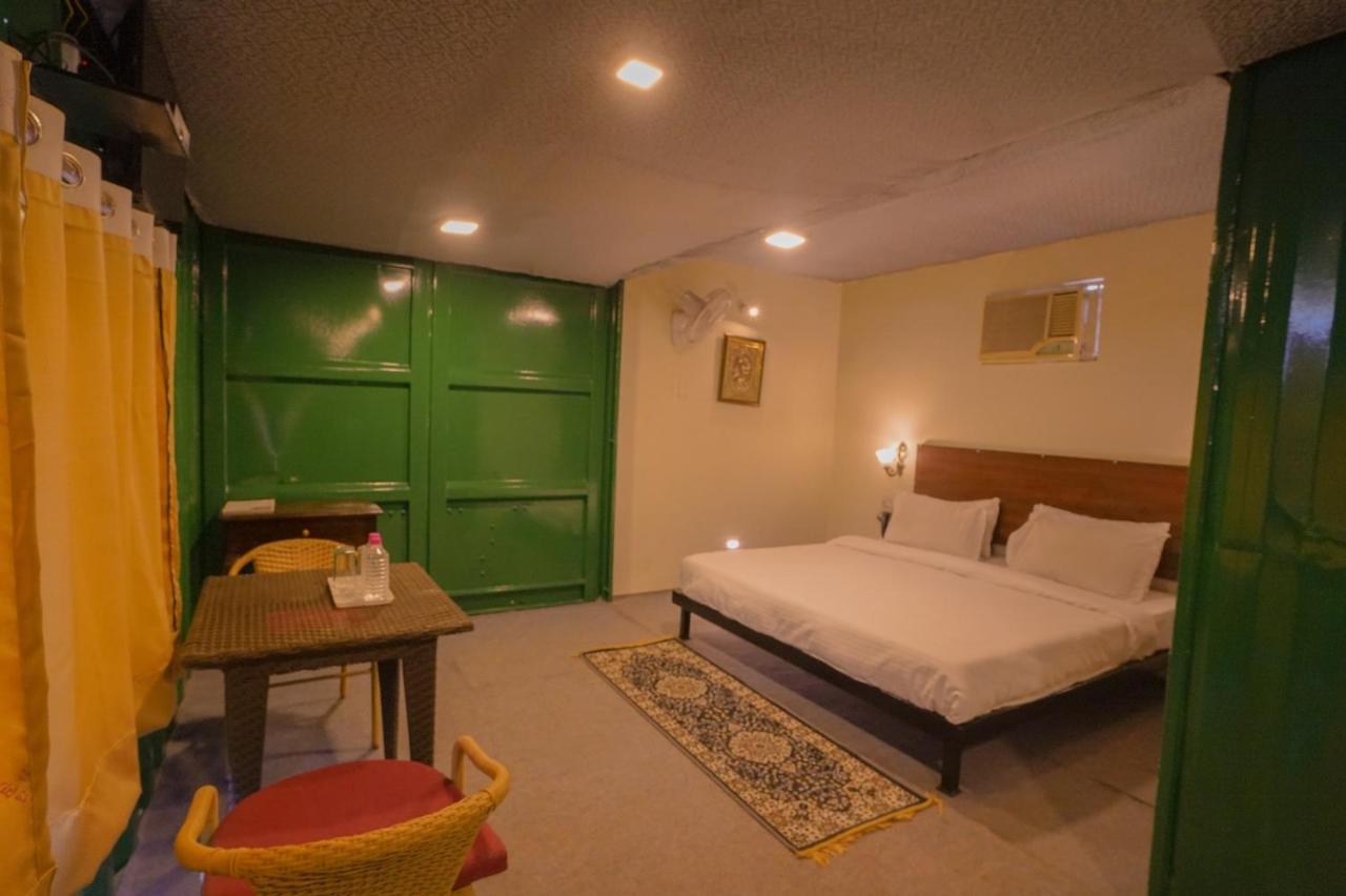 Royal Ocean Resort