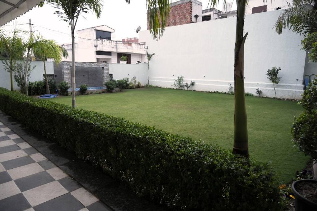 Acorn Villa *