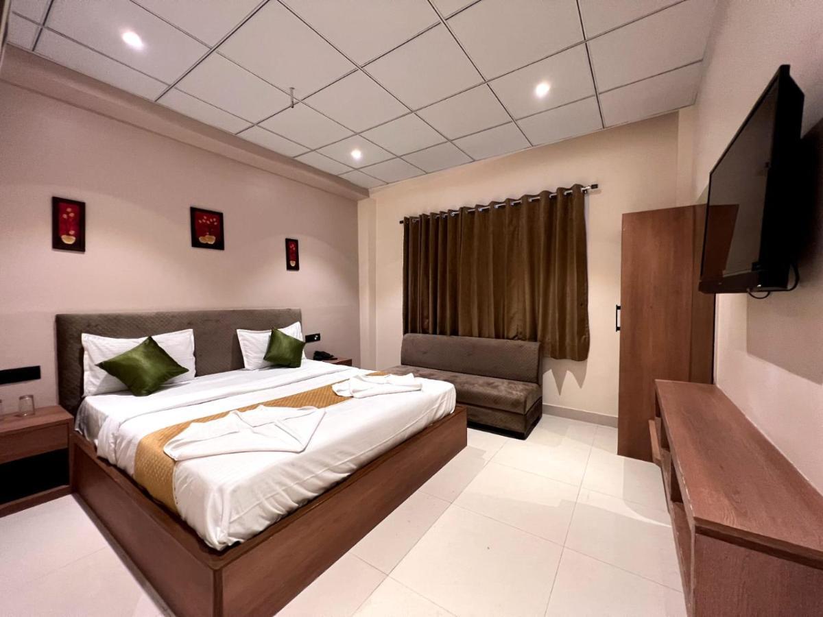 Hotel Grande Residency 3*