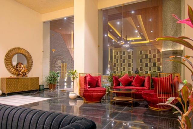 Hotel The Fern Habitat, *
