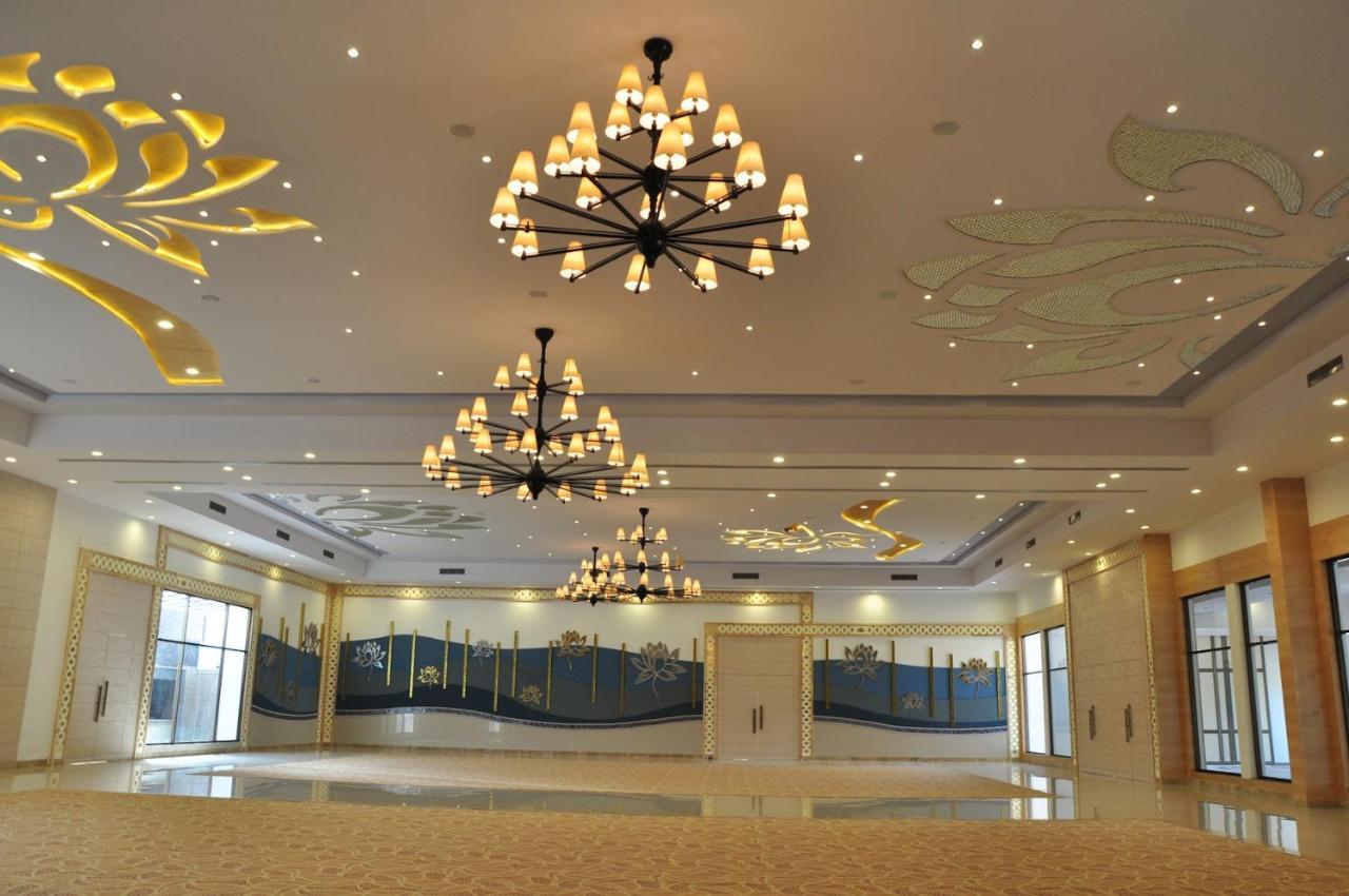 Hotel Kk Royal & Convention Centre 4*