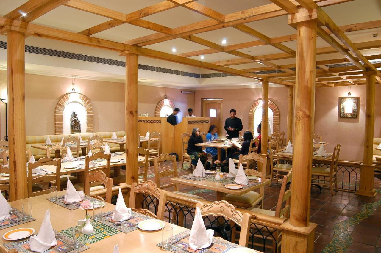 Hotel Kk Royal & Convention Centre 4*