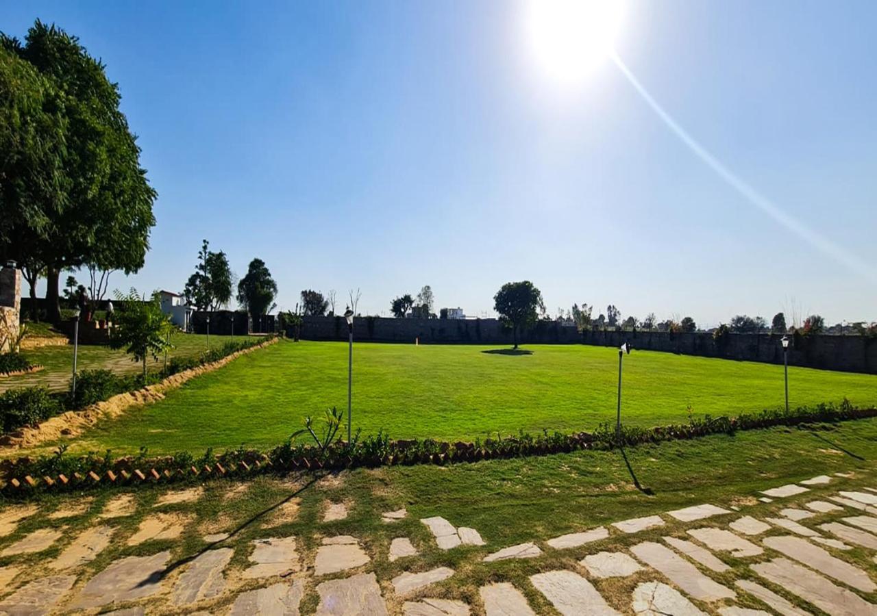 Villa The Rustic Villa, A With Luxuries Amenities And Exotic Nature Jaipur