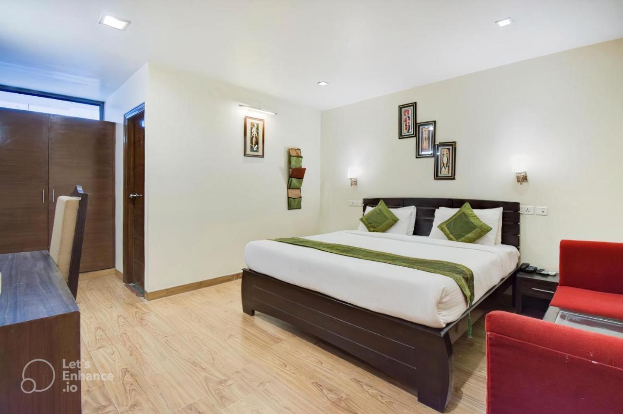 Hotel Sahib's Corporate - Family And Corporate