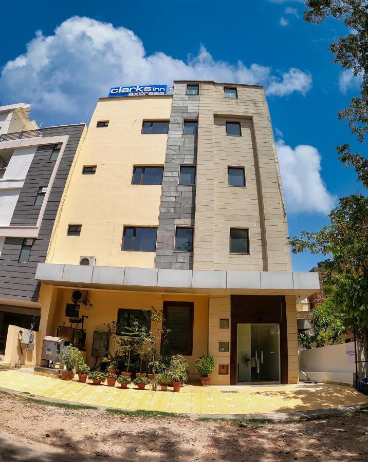The Orion Express Hotel