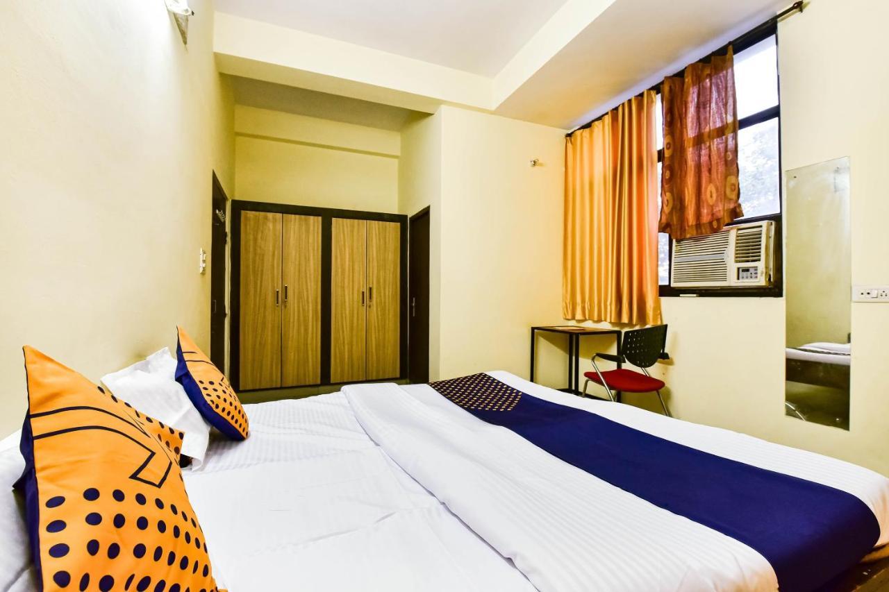 Spot On Platinum Hotel 2*