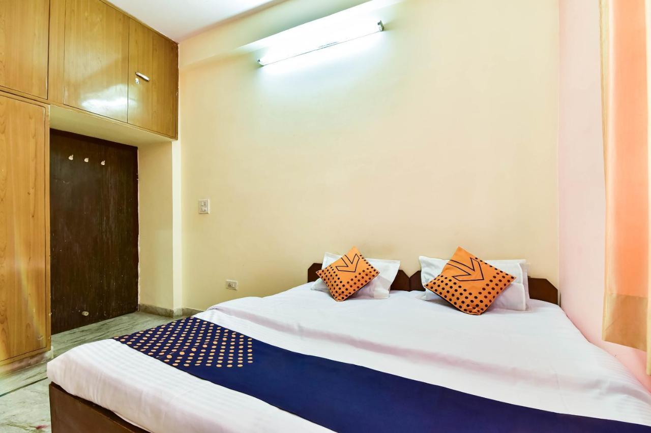 Spot On Platinum Hotel 2*