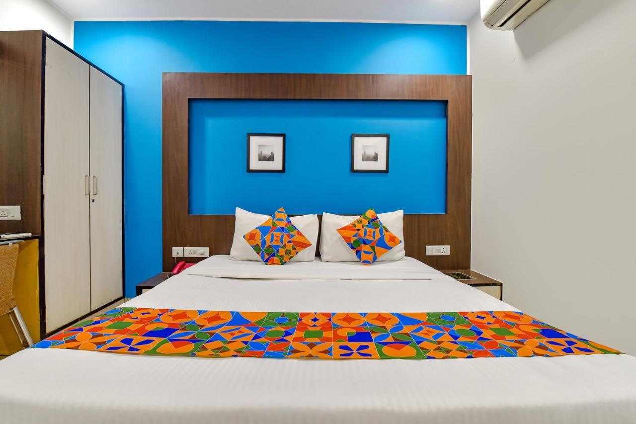 Hotel Fabhotel Rushank Residency