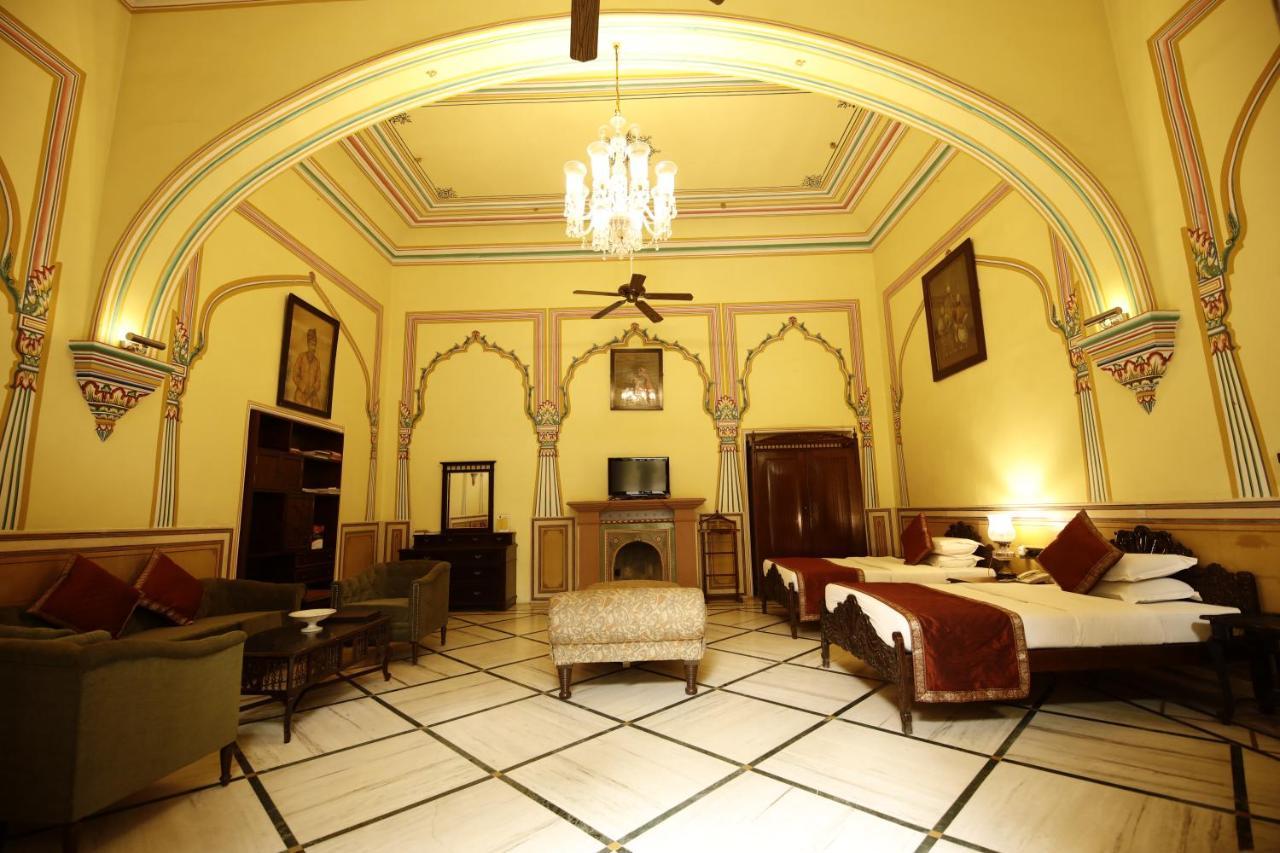 Hotel Narain Niwas Palace