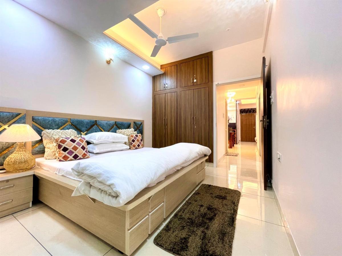 Airport Bliss Apartment+balcony & Netflix + Prime * Jaipur