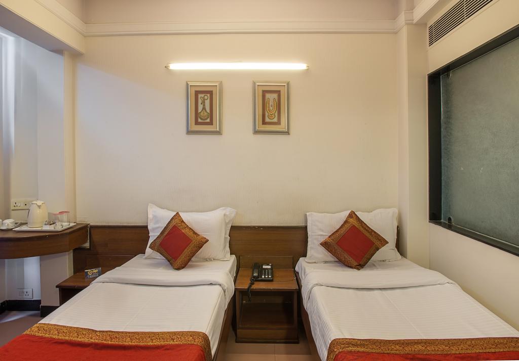 Hotel Oyo Lal Kothi Shopping Center 3*