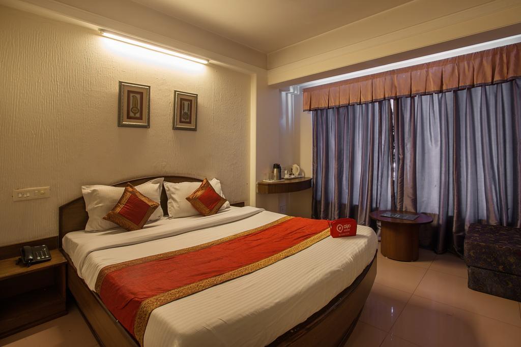 Hotel Oyo Lal Kothi Shopping Center 3*