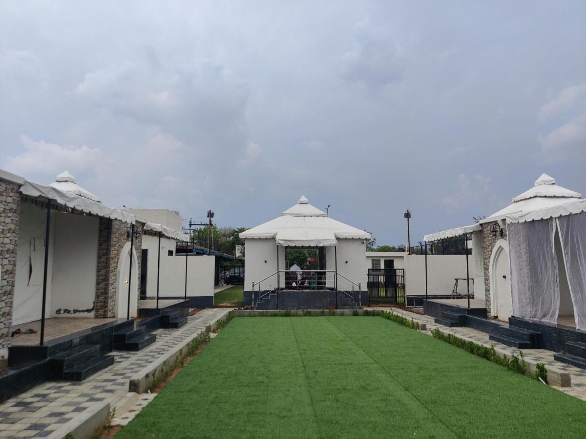 Snk Signature By Shivaneel Hospitality * Jaipur