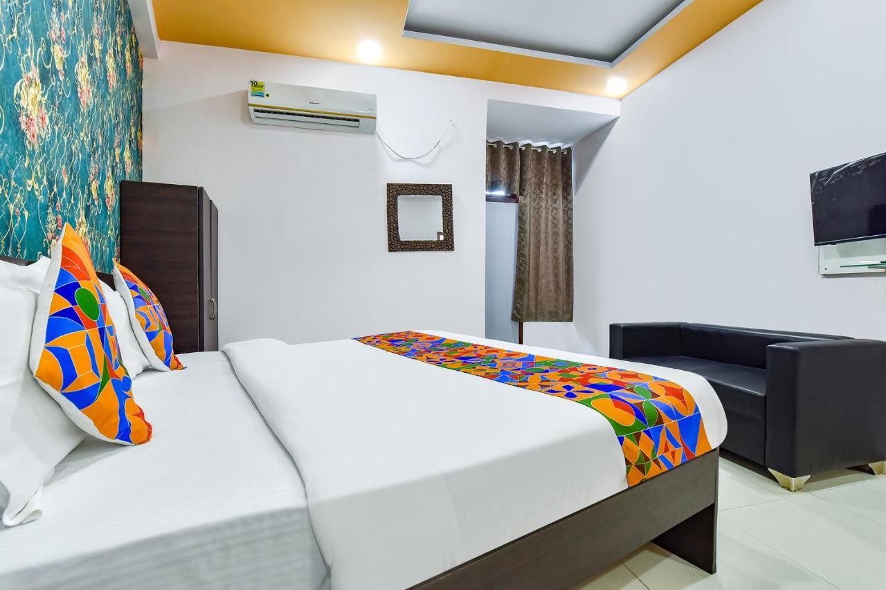 Hotel Fabhotel Sarvika 3*
